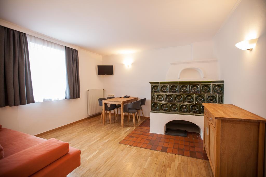 Wolke 7 Hotel Reutte Ngoại thất bức ảnh