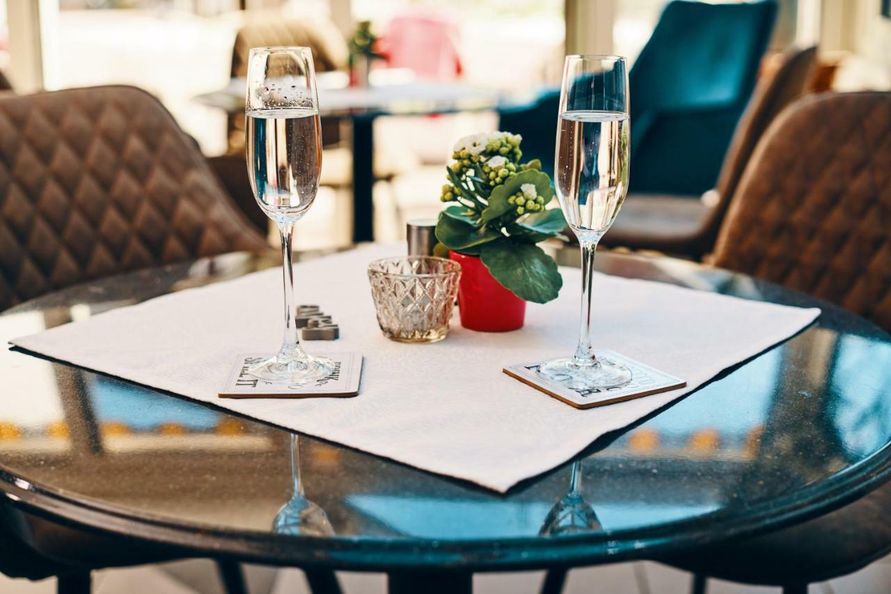 Wolke 7 Hotel Reutte Ngoại thất bức ảnh